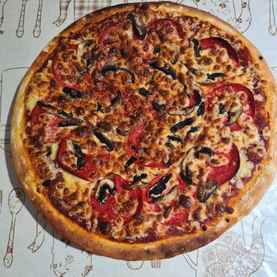 Pizza Huell grande 35cm 8 rebanadas