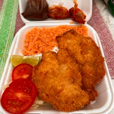 Milanesa de Pollo o Cerdo o Res