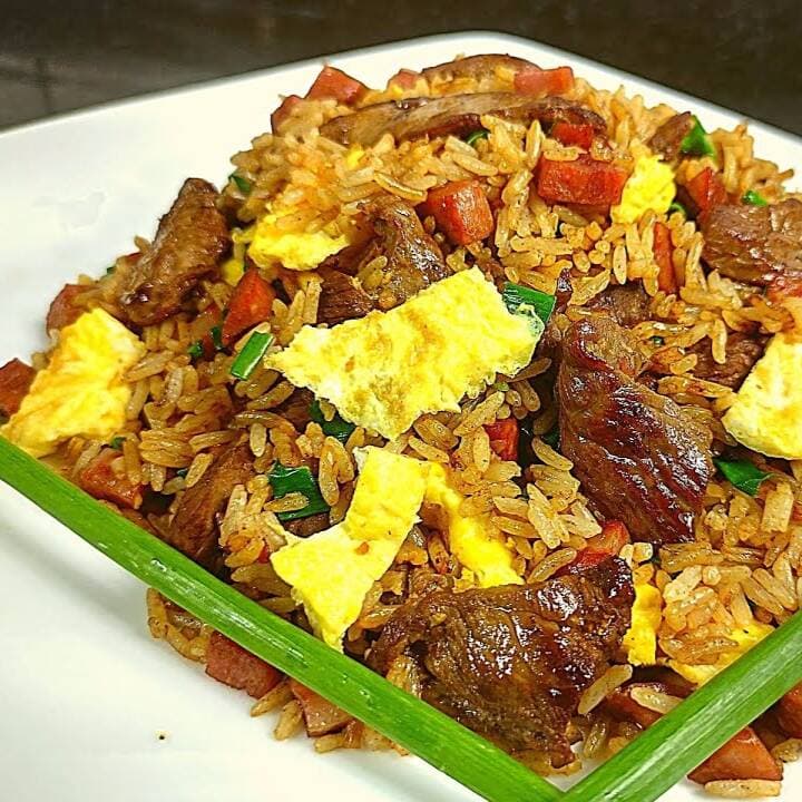 CHAUFA DE CARNE