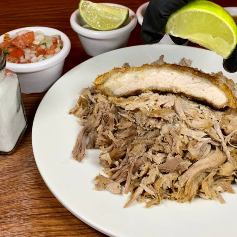 1kg CARNITAS MACIZA CON CUERO