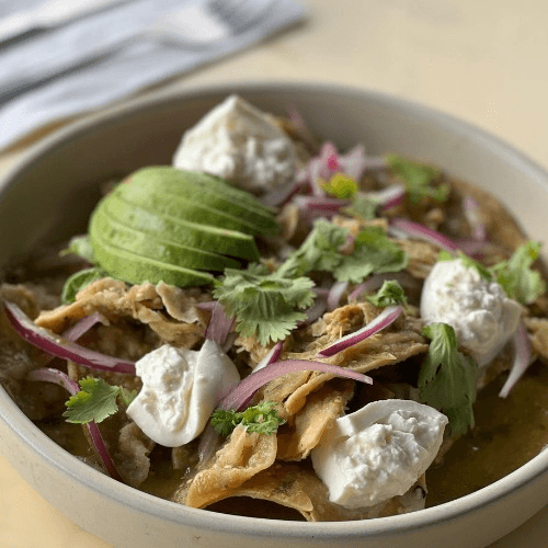 Chilaquiles verdes con burrata