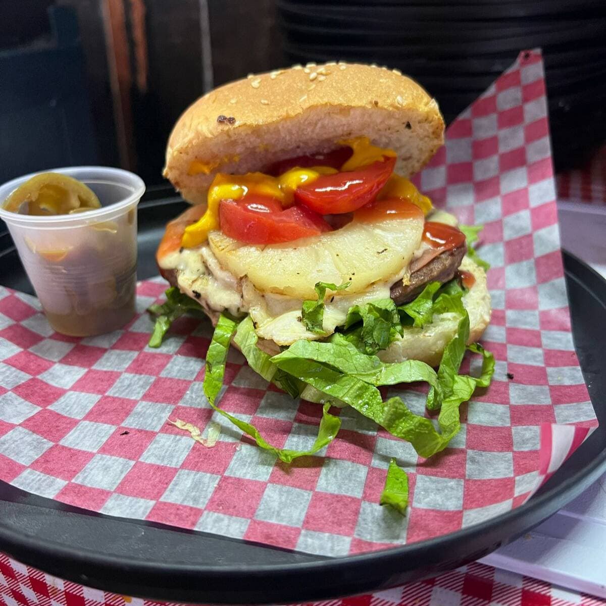Hamburguesa Hawaiana con Papas