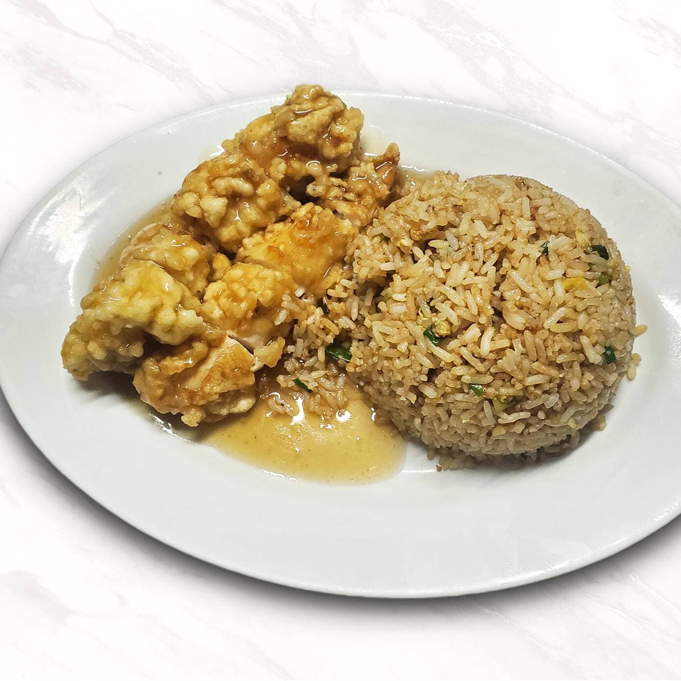 Pollo Enrollado y Arroz Chaufa