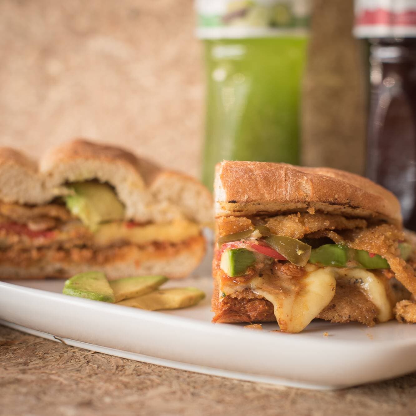 Torta  Milanesa con Queso