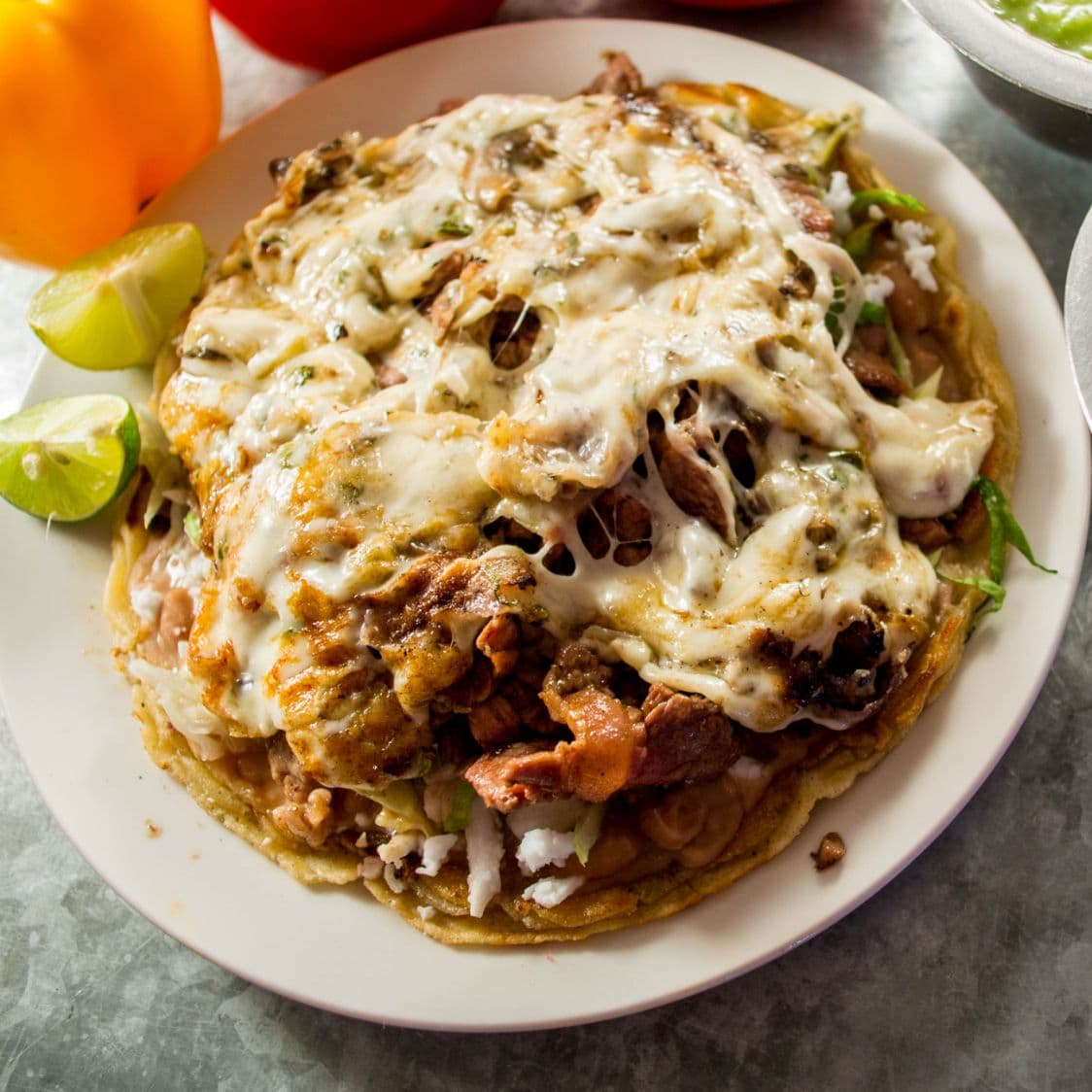 Sope Especial con Queso