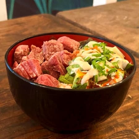 Gohan Especial Chicharrón de Atún