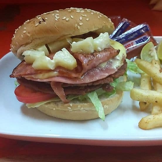 Hamburguesa Sirloin Hawaiana