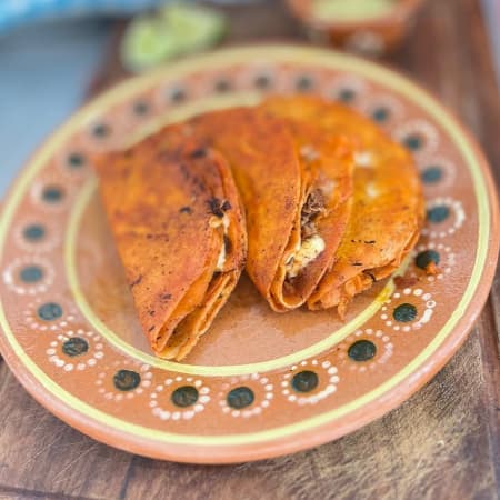 Taco Dorado con Queso