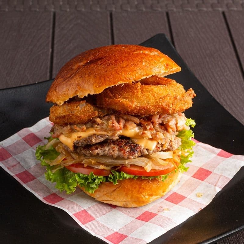 HAMBURGUESA DE MERMELADA DE TOCINO