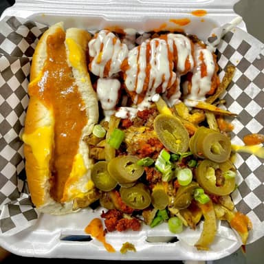 Hot dogs con boneless