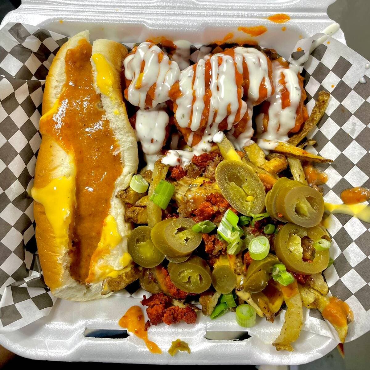 Hot dogs con boneless