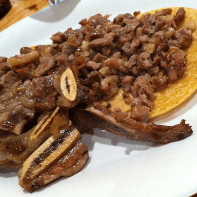 TACO DE COSTILLA DE RES