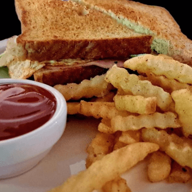 Combo-:ClubSandwich+CocaCola+ Papas Fritas