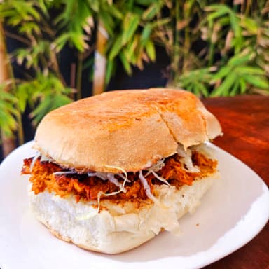 Torta de Pierna de Cerdo