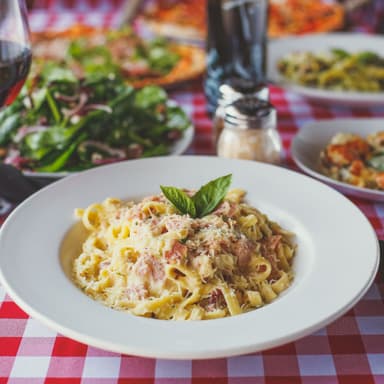 FETTUCCINE A LA CARBONARA