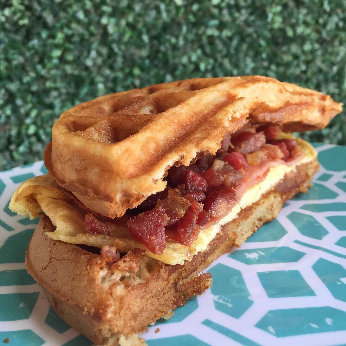 WAFFLE SÁNDWICH