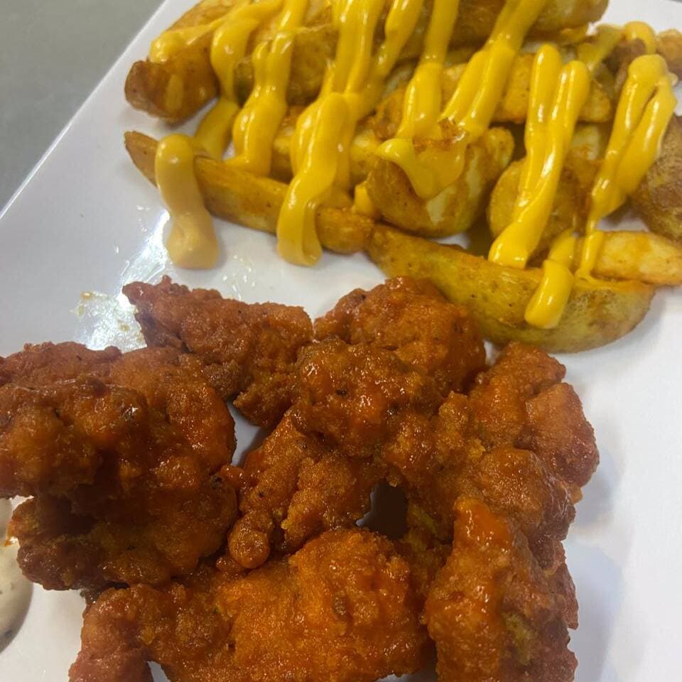 Papas&boneless