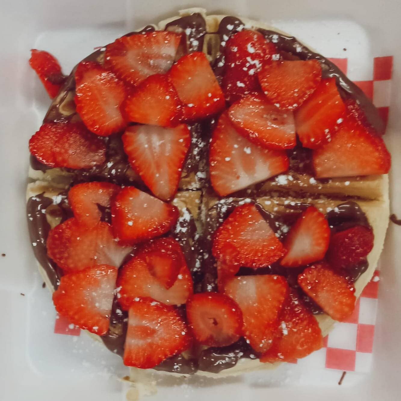 Waffle de NUTELLA con Fresa Natural