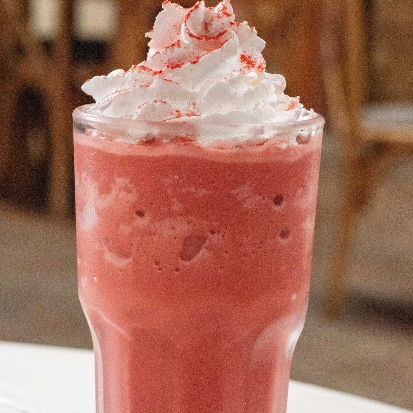 Red Velvet Latte Frío