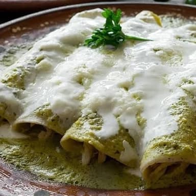 Enchiladas Suizas con Pollo