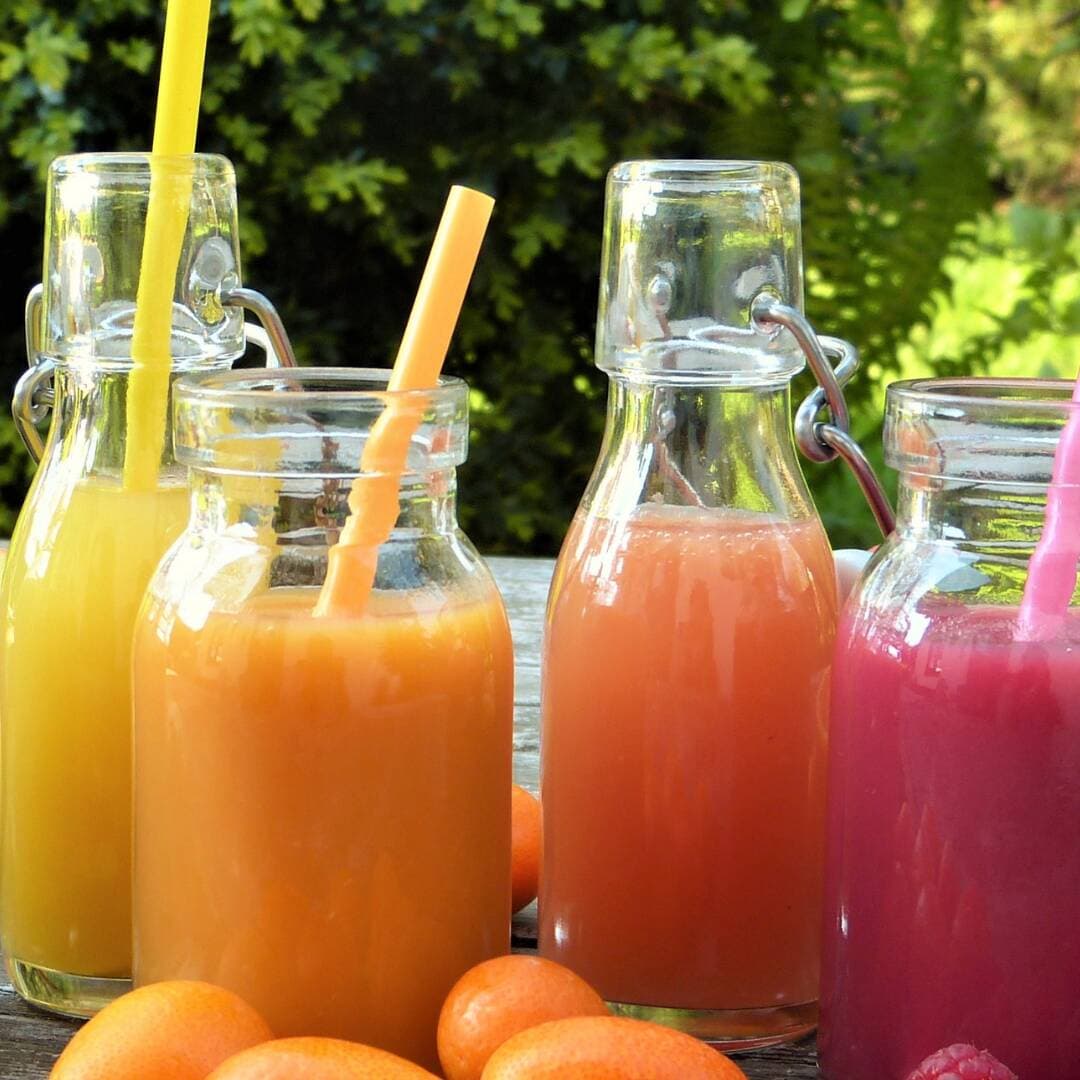 Agua de fruta natural 1 litro