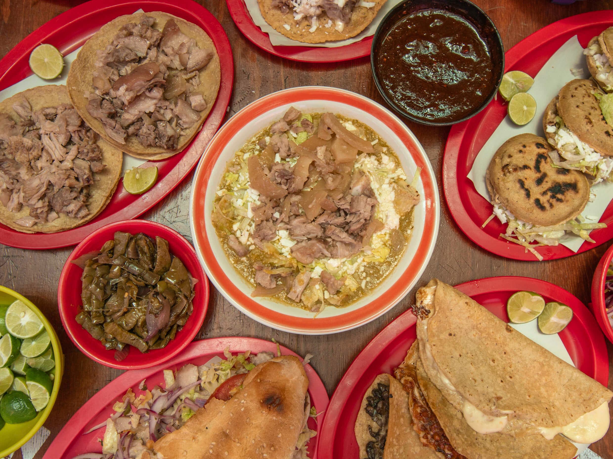 Carnitas El Takon (Campestre)