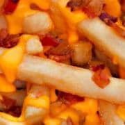 Papas con Buffalo Sause