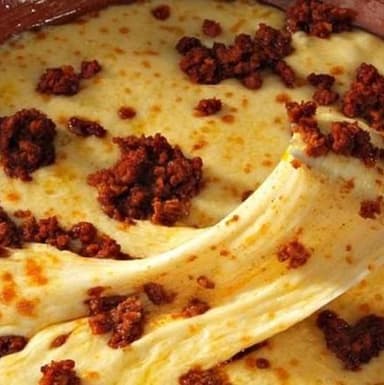 Queso Fundido con Chistorra