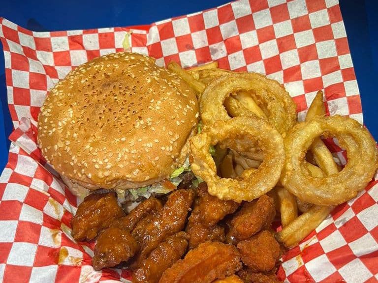 Wichos hotdogs y hamburguesas