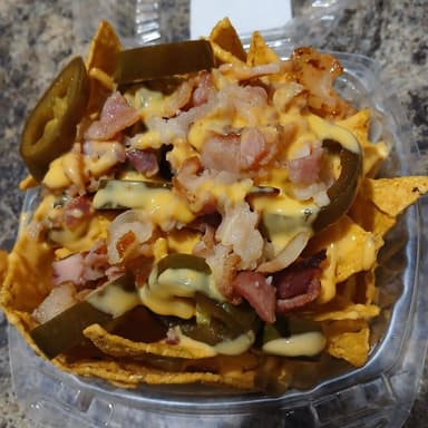 Nachos con Tocino