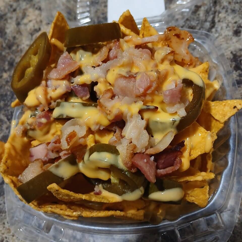 Nachos con Tocino