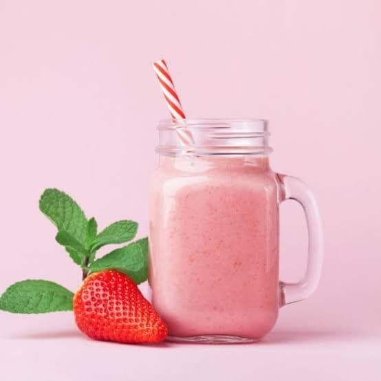 1 Litro de Licuado de Fresa