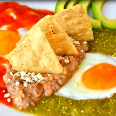 Huevos Divorciados