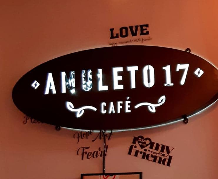 Amuleto 17 Café