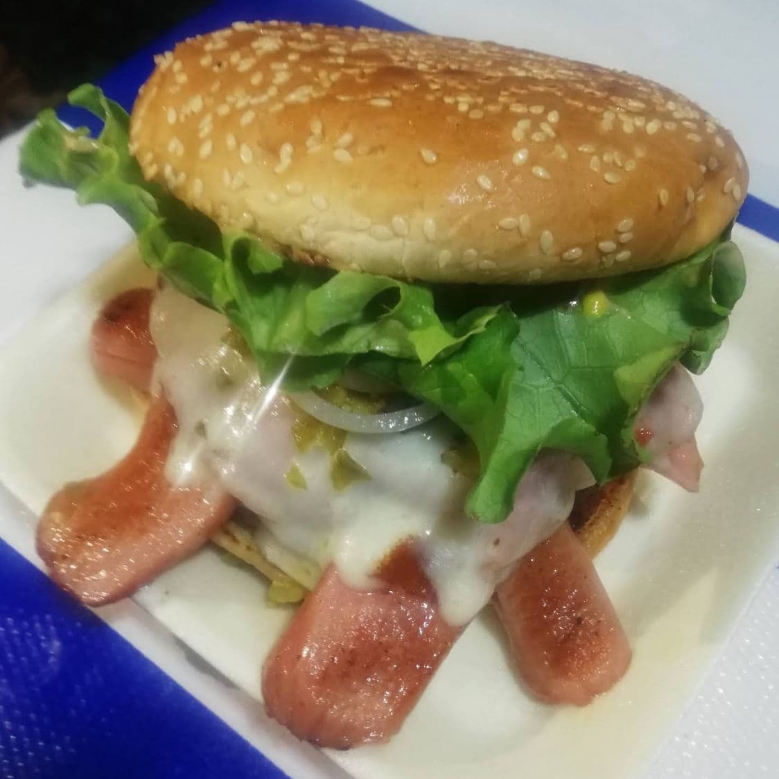 HAMBURGUESA + ALITAS