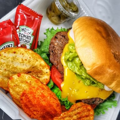 Guacamole Burger🍔🍟🥑🫙