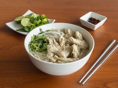 Pho Pechuga de Pollo