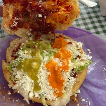 GORDITA CHICHARRON PRENSADO