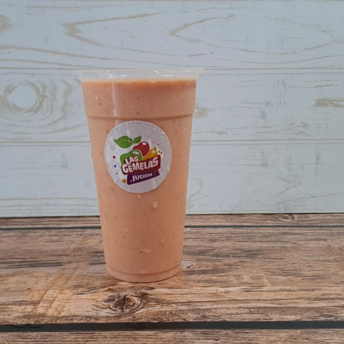 Jugo de Papaya con Fresa, Plátano y leche