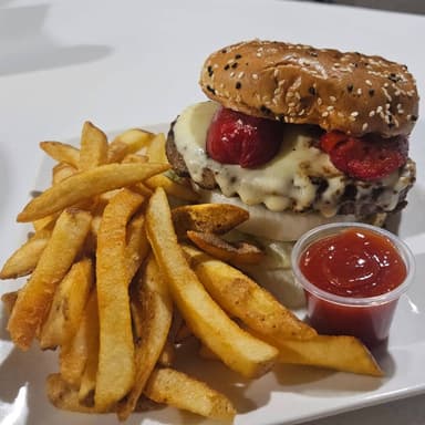 PARRILLERA BURGUER JAMON Y QUESO