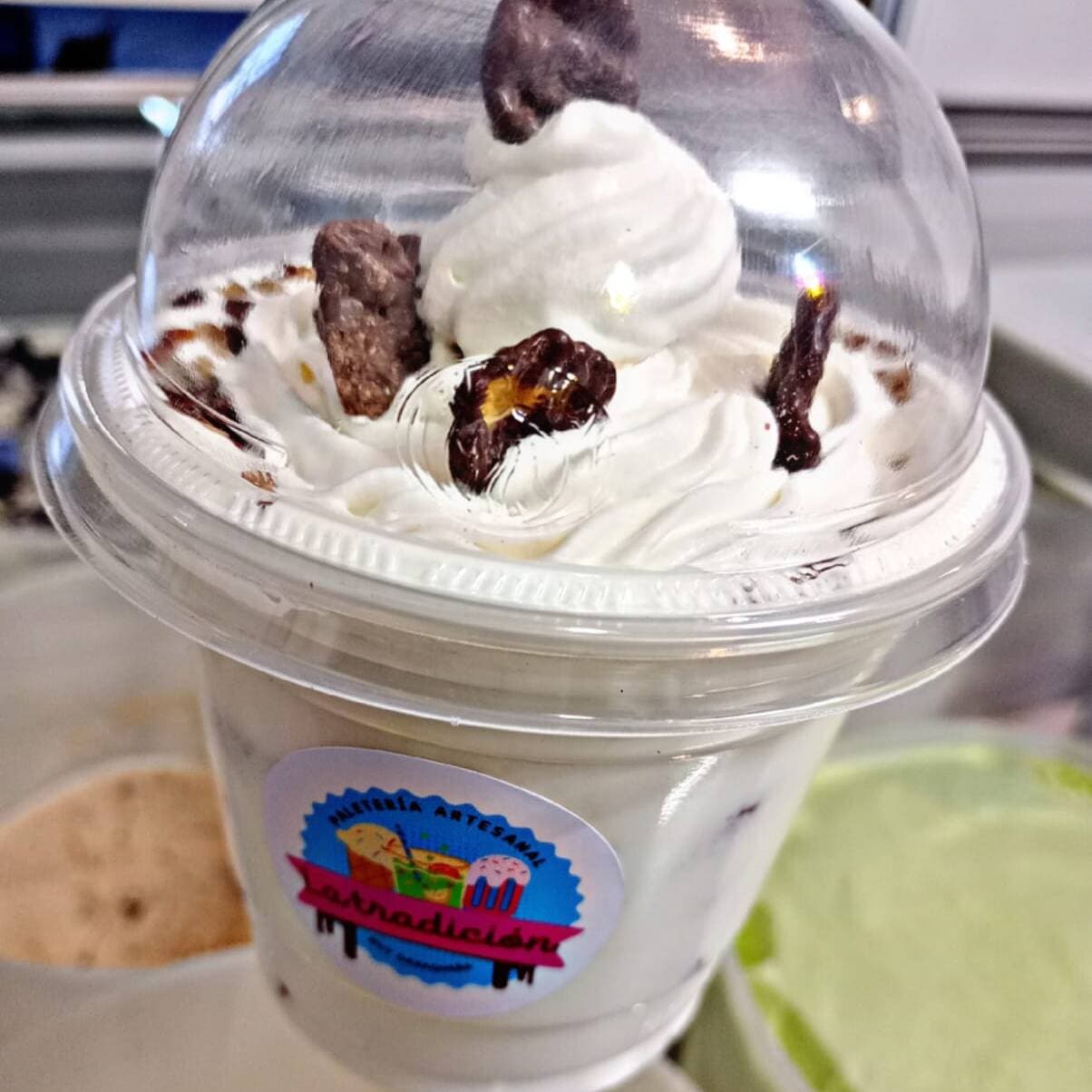 Fresas con crema 10oz
