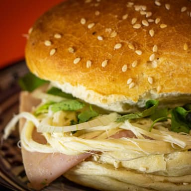Cemita de Jamón