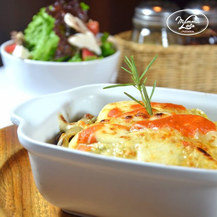 Trattoria Mamma Lola - San Isidro