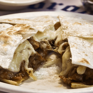 Gringa de Bistec