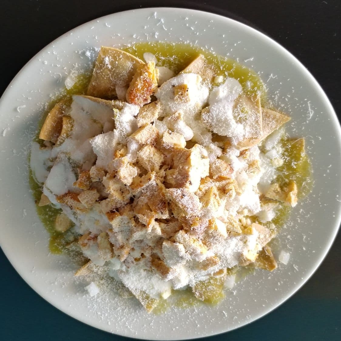 CHILAQUILES CON POLLO