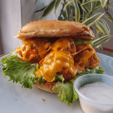 Hamburguesa de Boneless con Papas