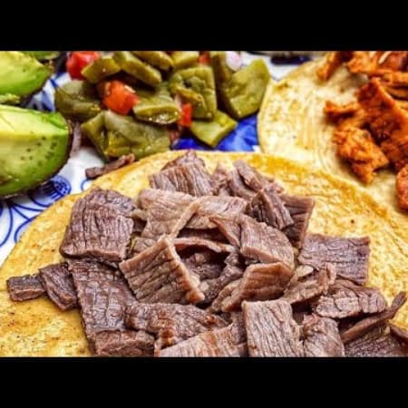Taco de Cecina Natural de Yecapixtla.