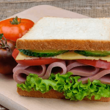 Sandwich Clasico de Jamon