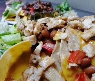 NACHOS CHAMPIONCHIP C/POLLO,