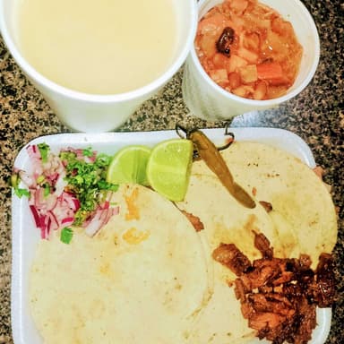 Combo/Quesa, Asada/Discada/Chuleta y Bebida.